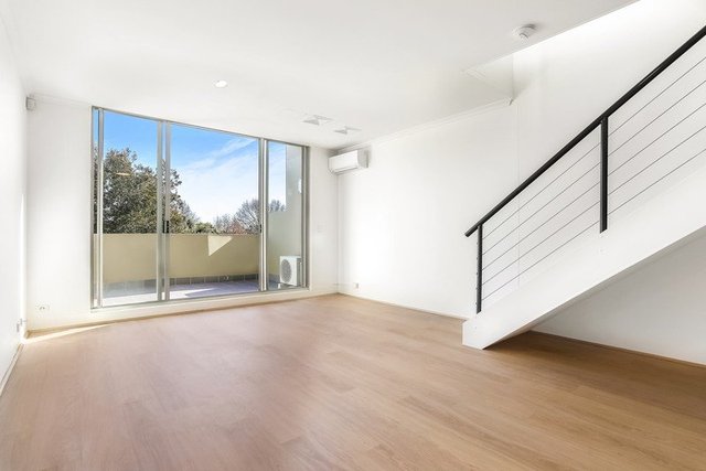22/4 Gillespie Avenue, NSW 2015