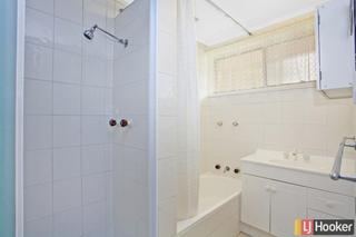 Bathroom (2012-11-05)