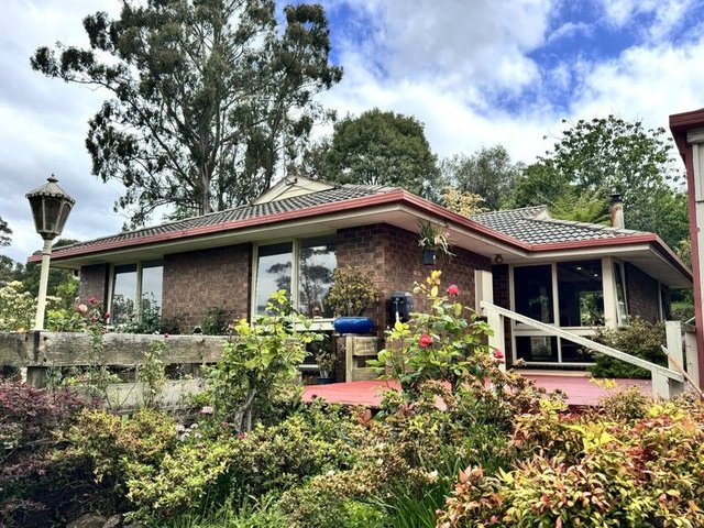 10 Albert Road, VIC 3782