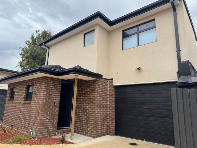 2/20 Retreat Rd, VIC 3550