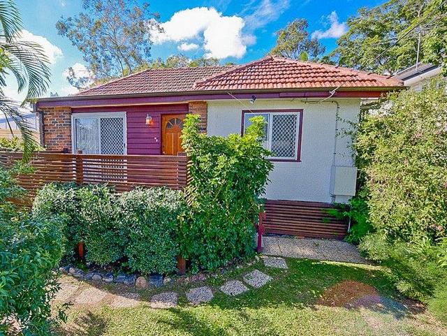 7 Wedmore Street, QLD 4122