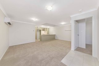 Lounge/dining
