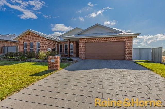 12 Kirkwood Place, NSW 2830