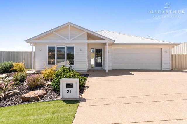 21 Bennelong Crescent, NSW 2650