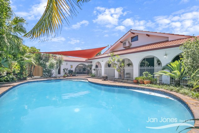 426 Anzac Avenue, QLD 4021