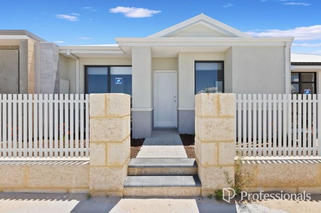 6 Stroll Lane, WA 6035