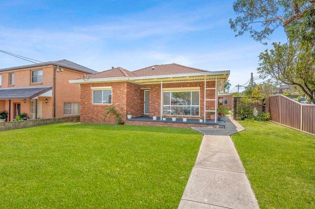 2 Yanderra  Street, NSW 2200