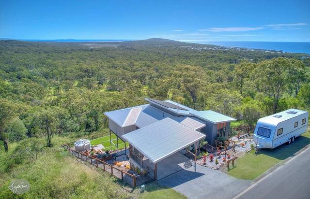18 The Crescent, QLD 4677
