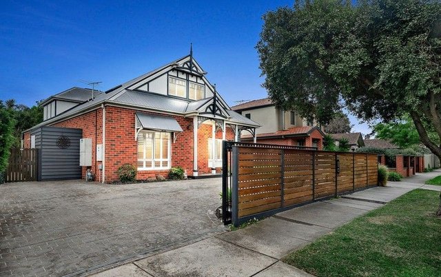 11 Lucas Street, VIC 3162