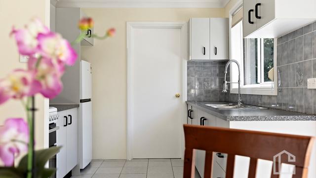 2/20 Dora Street, NSW 2780