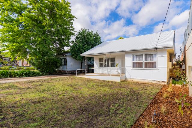 401 Lake Albert Road, NSW 2650