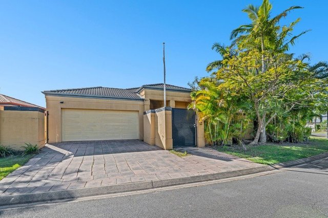 27 Martingale Circuit, QLD 4226