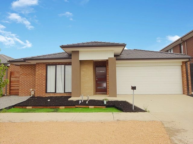 8 Gossamer Way, VIC 3064