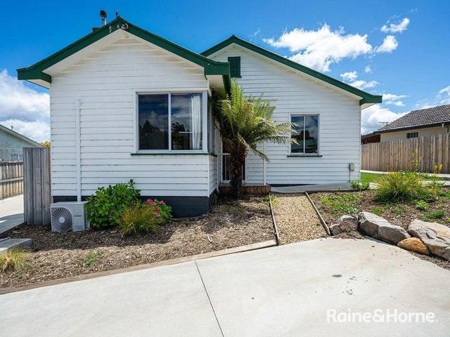 1/22 Amundsen Crescent, TAS 7018