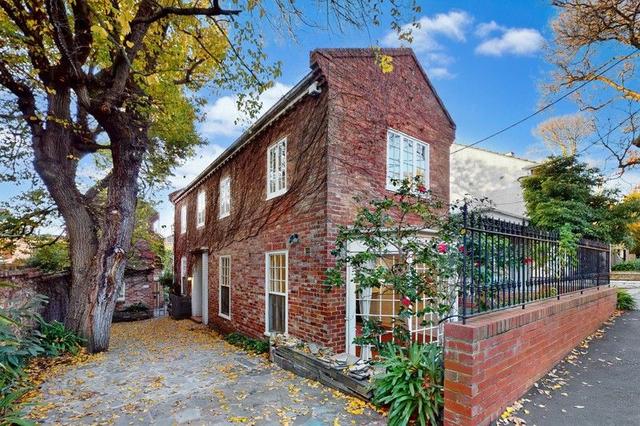 2 St Leonards Court, VIC 3141
