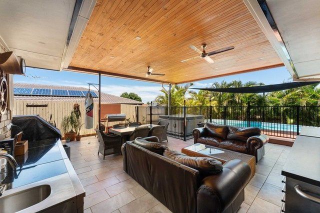 6 Lillian Place, QLD 4508