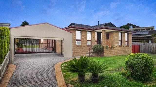 34 Monkhouse Drive, VIC 3802