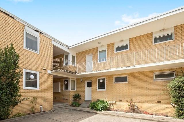 4/37 Weeroona Road, VIC 3163