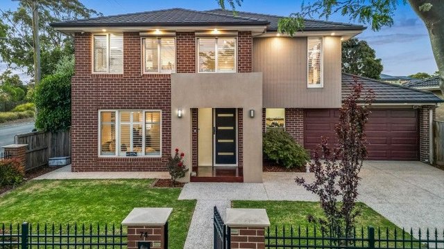 74 Benwerrin Drive, VIC 3151