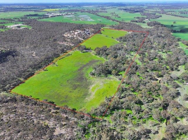 - Bendigo-Tennyson Road, VIC 3551