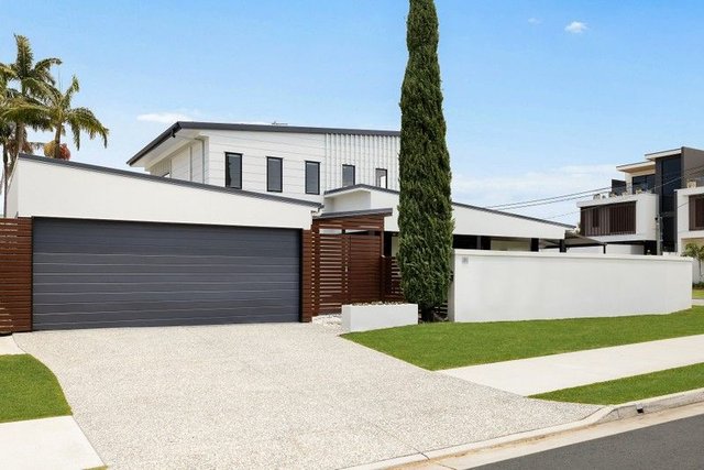 62 T E Peters Drive, QLD 4218