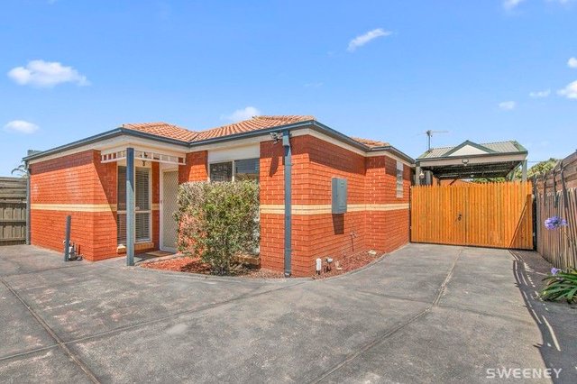2/16 Carruthers Court, VIC 3028