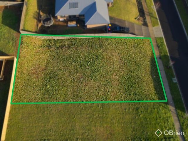 6 Evecta Street, VIC 3818