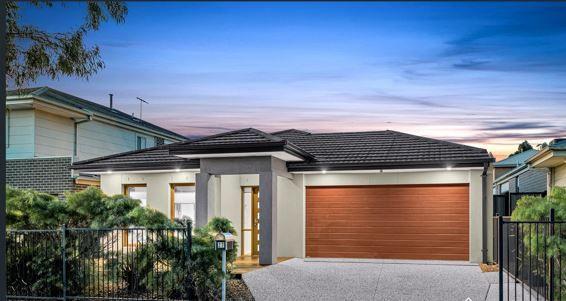 27 Waler Circuit, VIC 3978