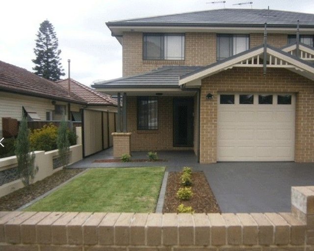 21 Cowl Street, NSW 2190