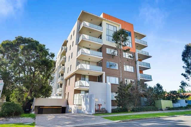 30/12-14 King Street, NSW 2560