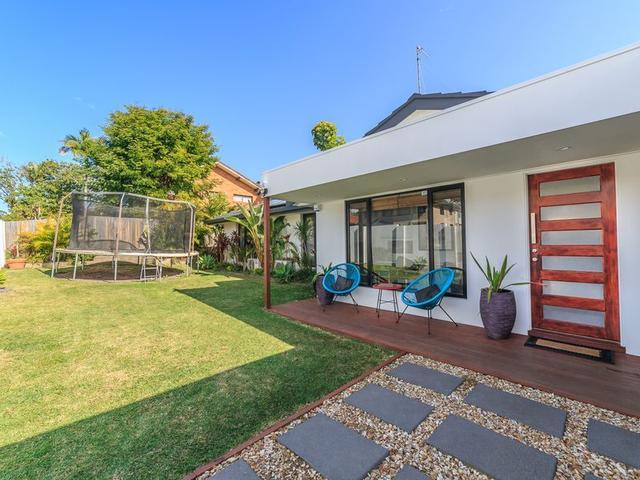 54 Lambros Drive, QLD 4217