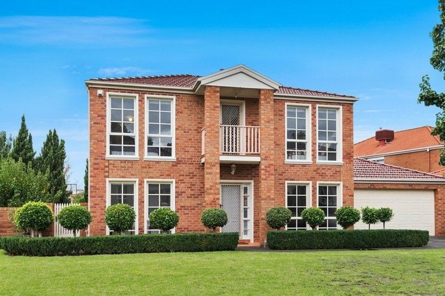 10 Lachlan Grange, VIC 3105