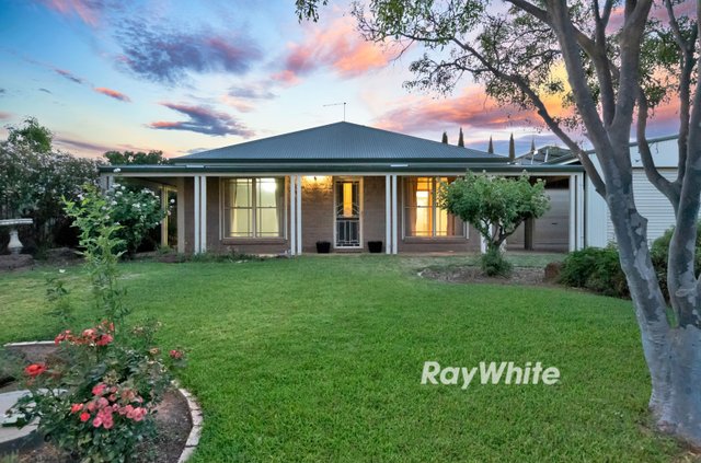 11 Dunning Drive, VIC 3500