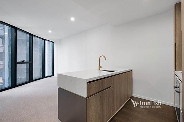 2110/119 A'Beckett Street, VIC 3000