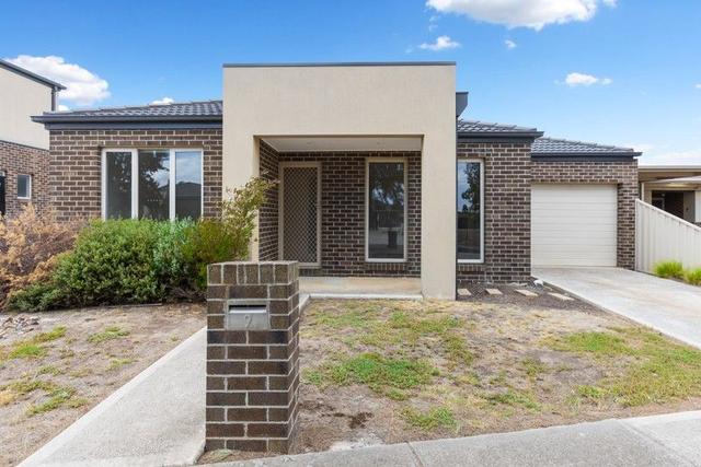 9/10-12 Fishburn Grove, VIC 3337