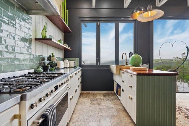 4 Prunus Court, QLD 4211