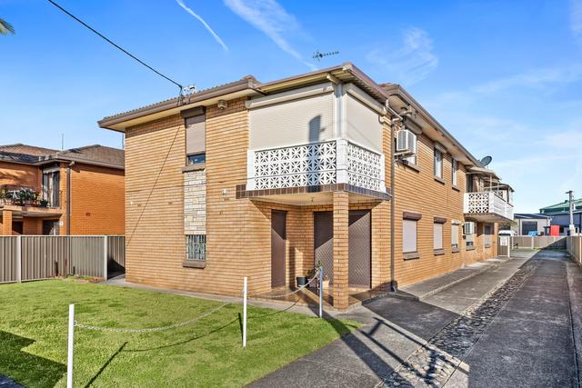 2/21 Kemblawarra Road, NSW 2502