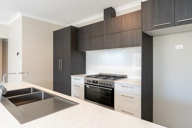 25 Jerdacuttup Loop, WA 6055
