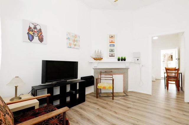 12 Grattan Place, VIC 3053