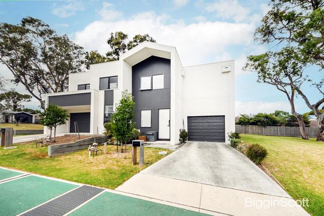 92 Riana Loop, VIC 3177