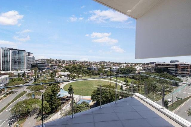 Type D/33 Remora Road, QLD 4007