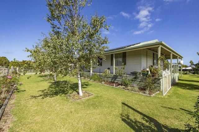 11 Plover Grove, VIC 3904