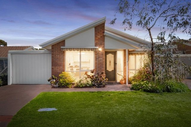 1 Amber Court, VIC 3044