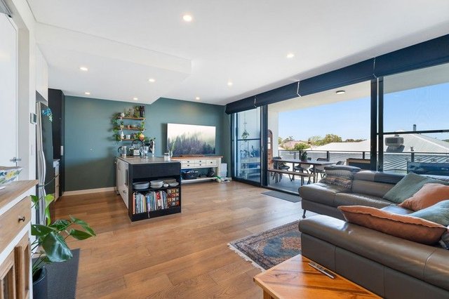 6/57 Carrington Street, WA 6157