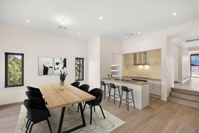 13 Sunline Street, NSW 2333