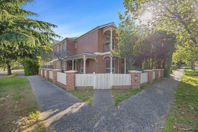 19 Stirling Drive, VIC 3355