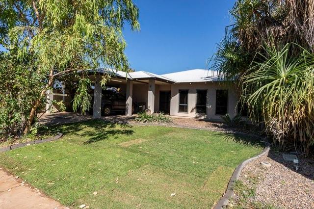 12 Zamia Link, WA 6743