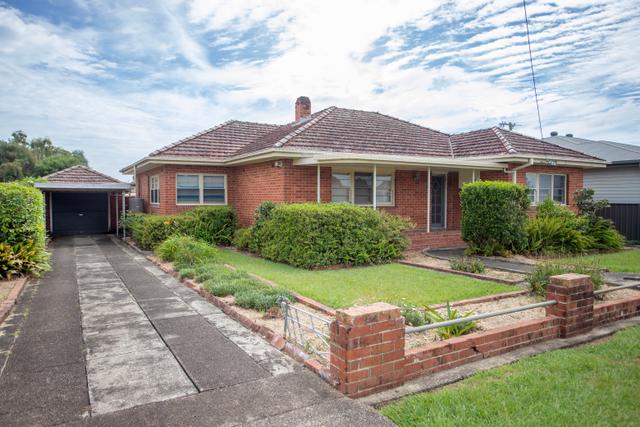 17 Lyndhurst Street, NSW 2430