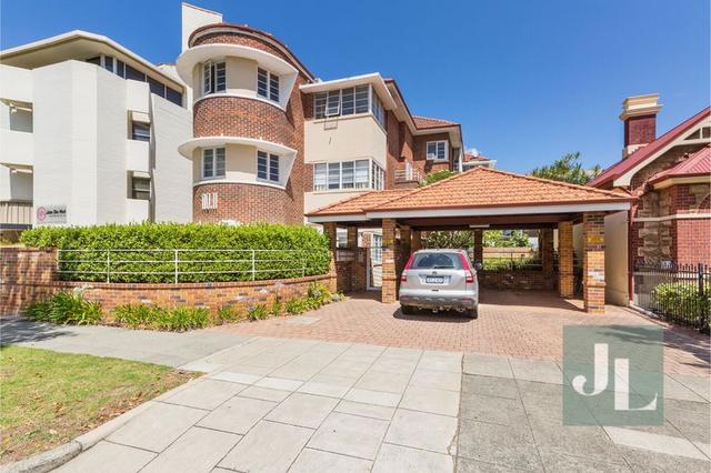 6/11 Colin Street, WA 6005