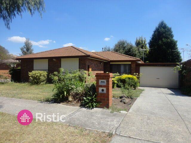 54 Hurlstone Crescent, VIC 3082